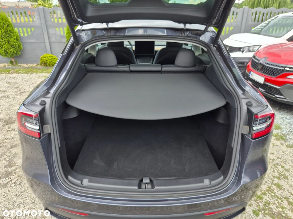 Tesla Model Y RWD - 20