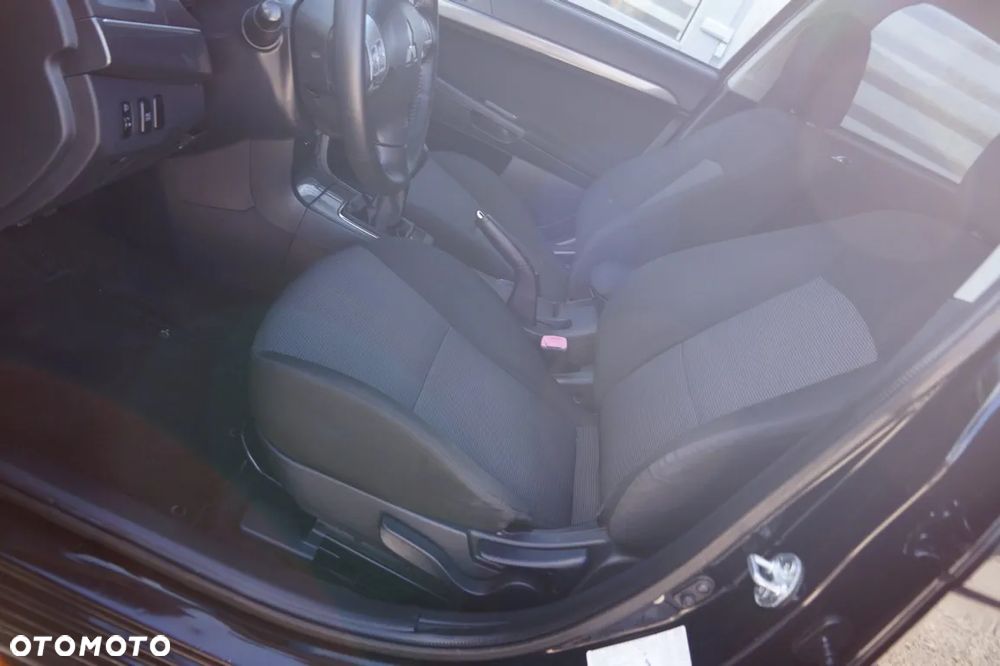 Mitsubishi Lancer 1.8 Instyle - 16