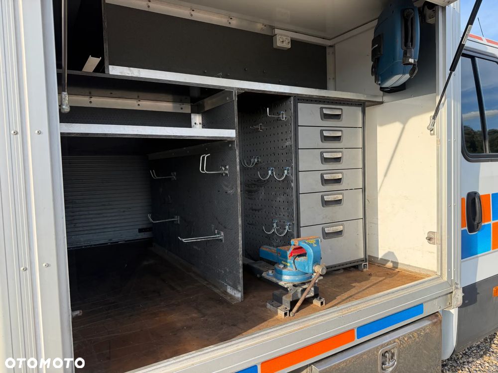Iveco 50C18 - 10