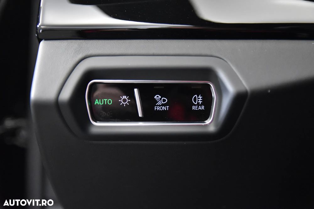 Lamborghini URUS - 15