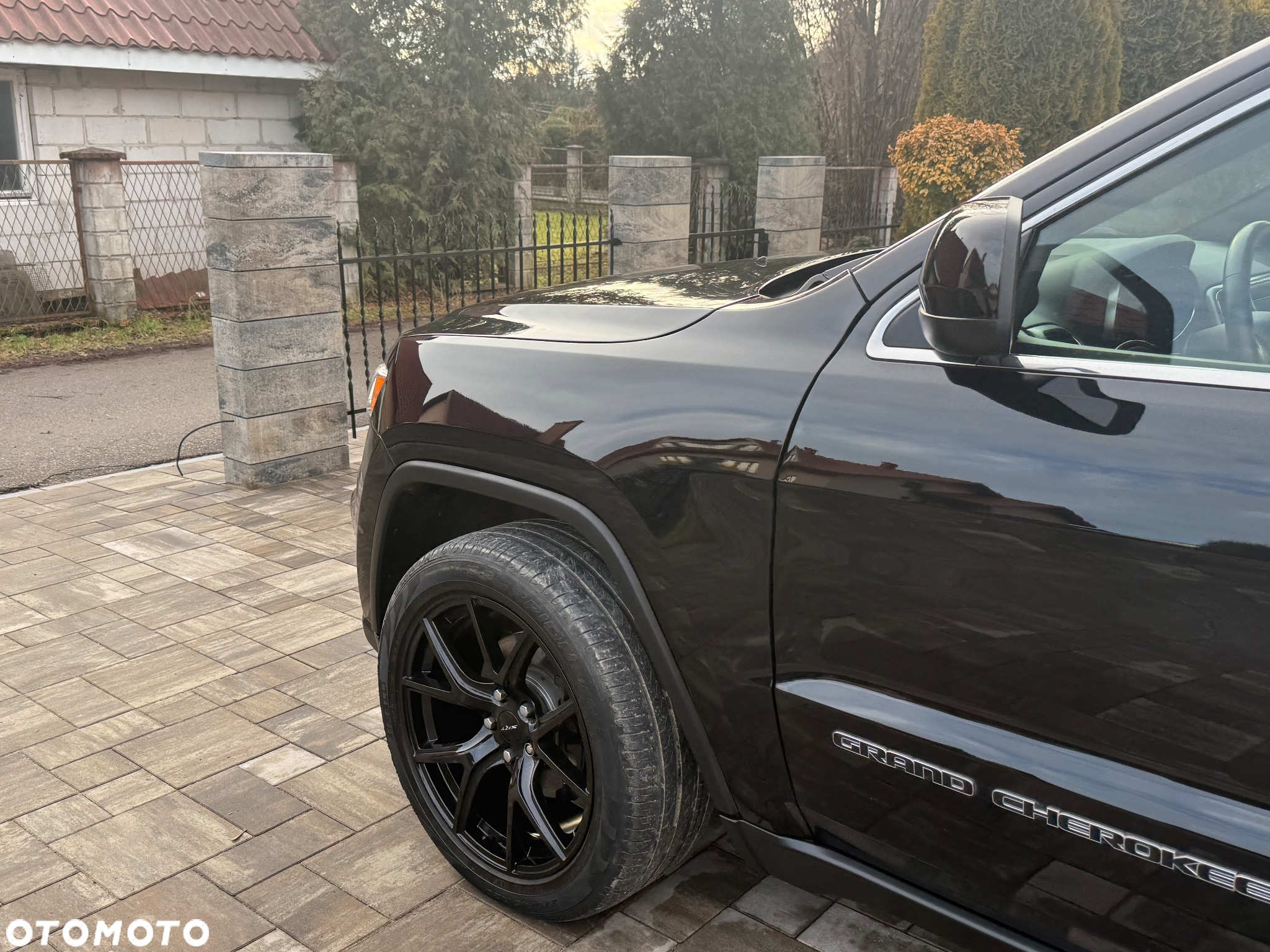 Jeep Grand Cherokee - 18