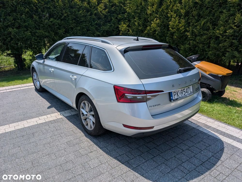 Skoda Superb 2.0 TSI Active DSG - 2