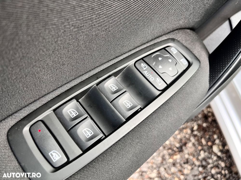 Renault Megane Blue dCi 116 Intens - 19