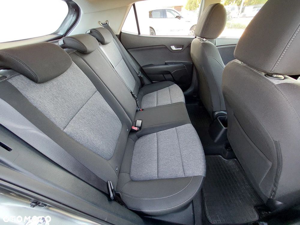Kia Stonic 1.2 M - 10