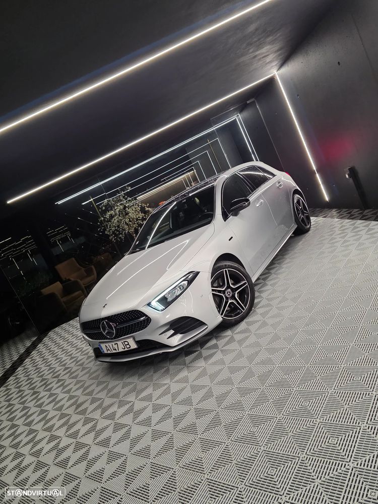 Mercedes-Benz A 250 e AMG Line - 4