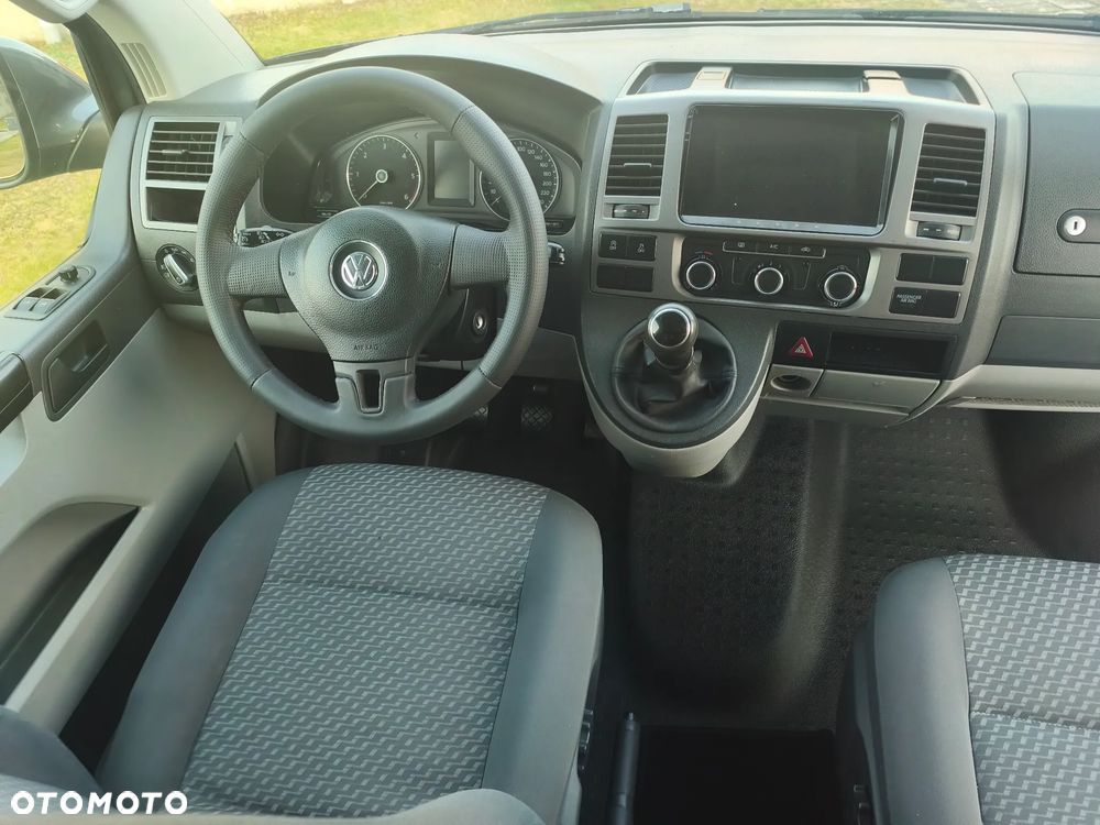 Volkswagen Transporter - 32