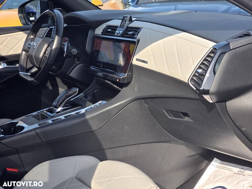 DS Automobiles DS 7 Crossback - 14