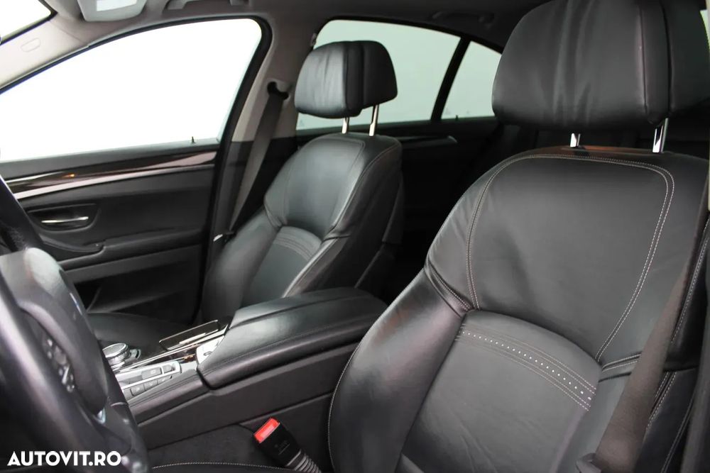 BMW Seria 5 530d xDrive Aut. Luxury Line - 4