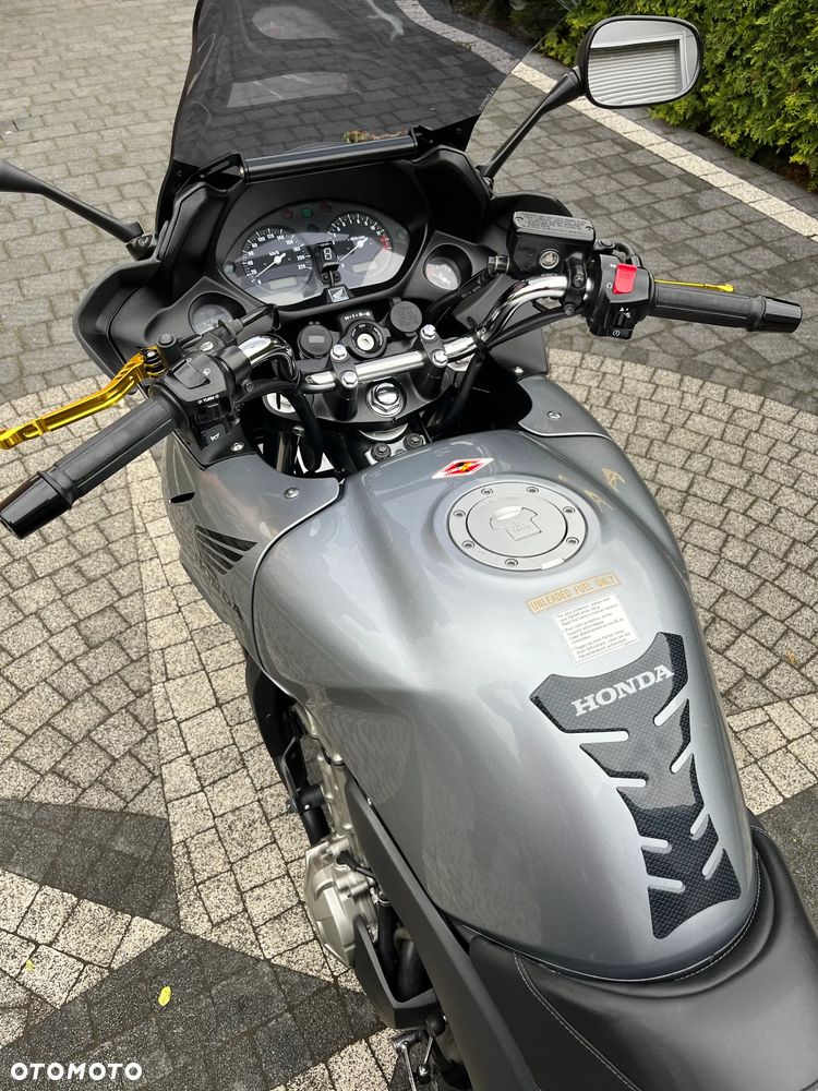 Honda CBF - 6