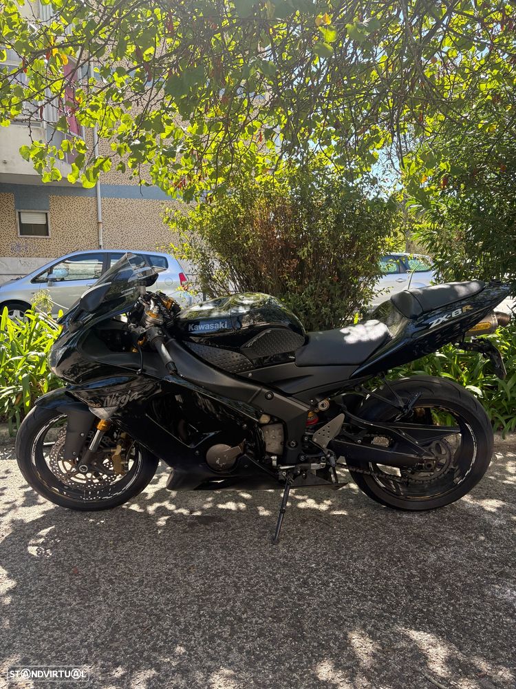 Kawasaki Ninja - 4
