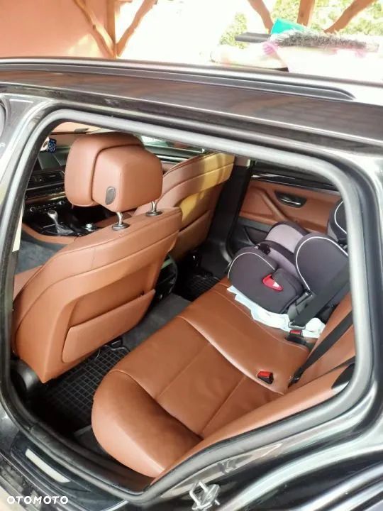BMW Seria 5 520d Touring - 7