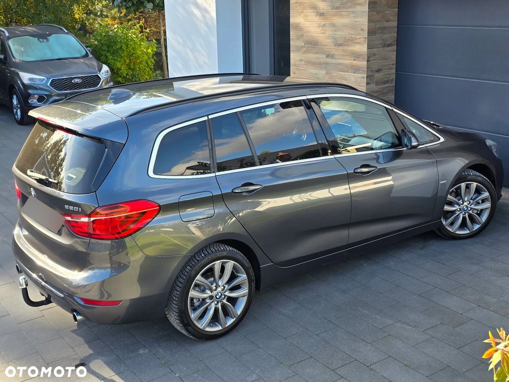 BMW Seria 2 220i GT Luxury Line sport - 23