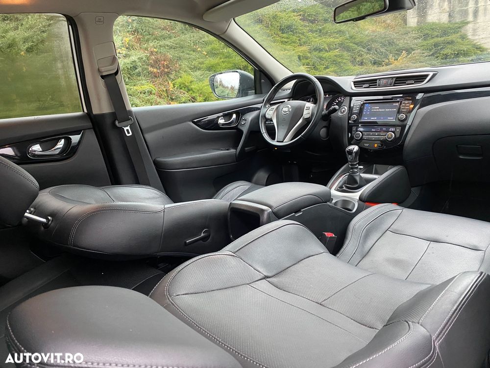 Nissan Qashqai 1.6 DCI Start/Stop 4X4-i Tekna - 8