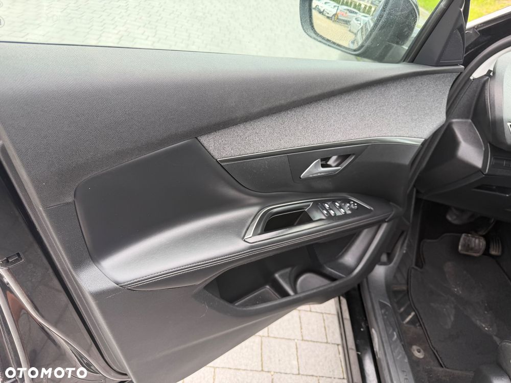 Peugeot 5008 1.6 BlueHDi Style 7os - 14