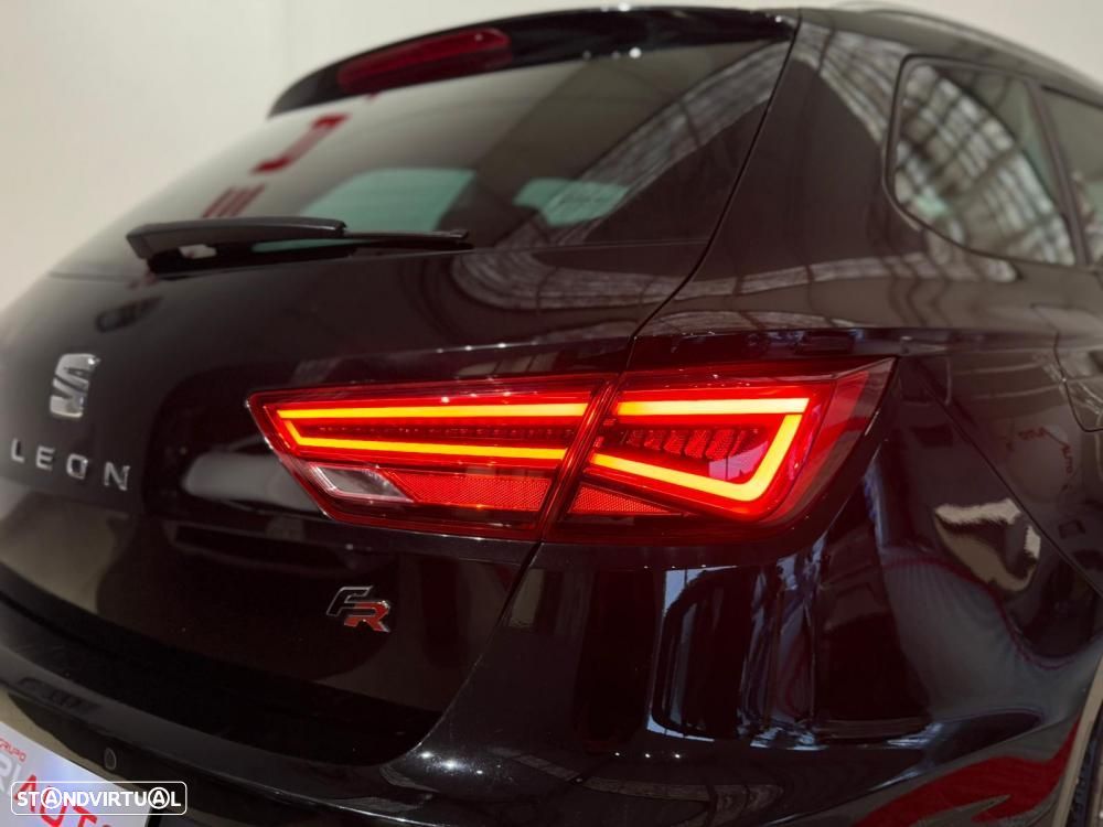 SEAT Leon ST 2.0 TDI DPF DSG FR - 14