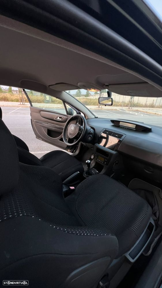 Citroën C4 1.6 HDi VTS - 13