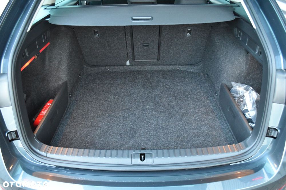 Skoda Octavia 2.0 TDI Style DSG - 33