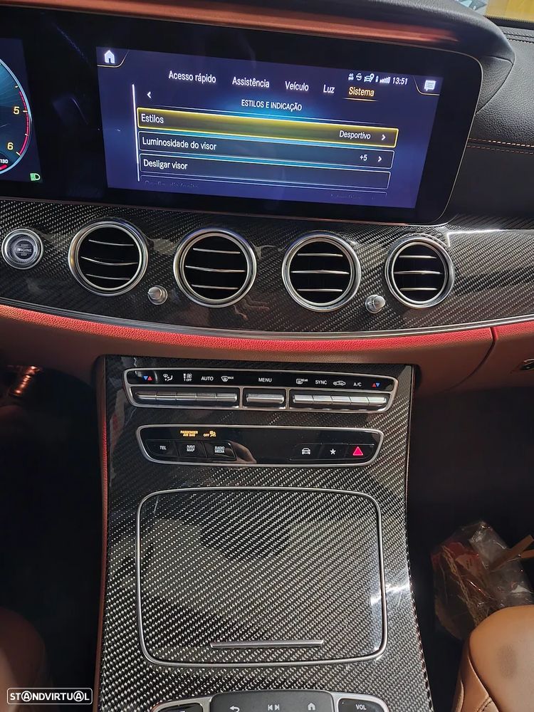 Mercedes-Benz E 200 d 9G-TRONIC AMG Line - 26