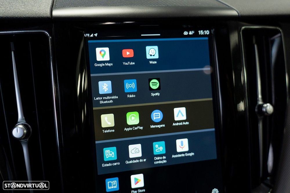 Volvo XC 60 2.0 T6 PHEV Plus Dark AWD - 36