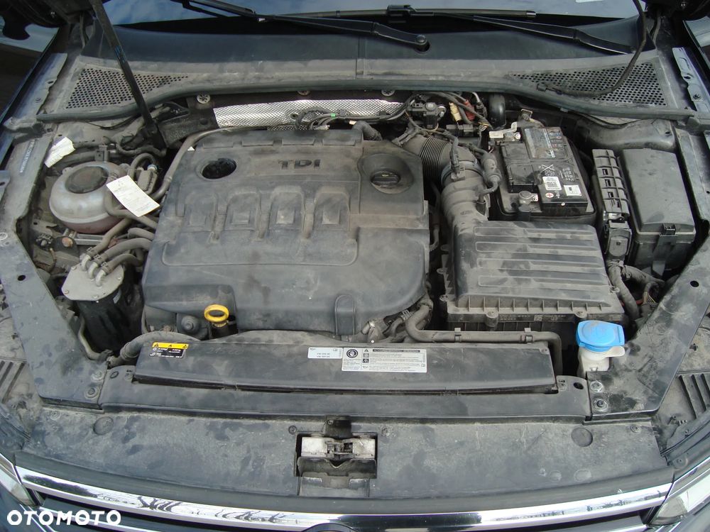 Volkswagen Passat 2.0 TDI (BlueMotion Technology) DSG Comfortline - 39