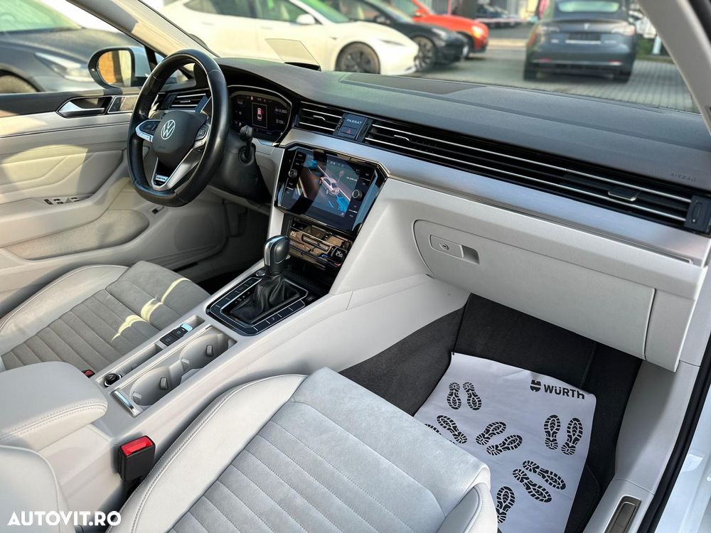 Volkswagen Passat 2.0 TSI OPF DSG 4Motion Elegance - 6