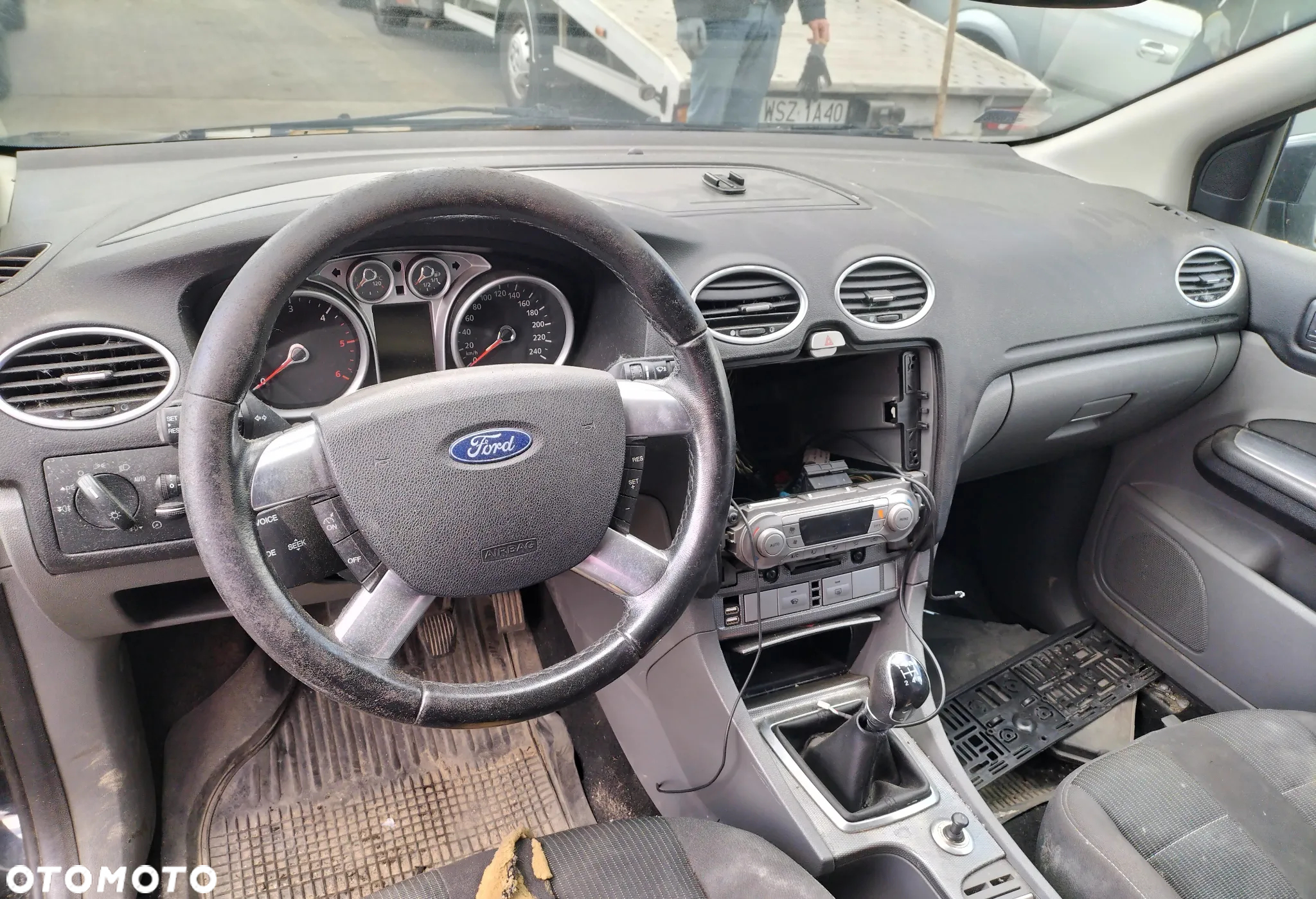 DRZWI PRAWE PRZÓD FORD FOCUS MK2 LIFT KOMBI KOD LAK. F3 - 12