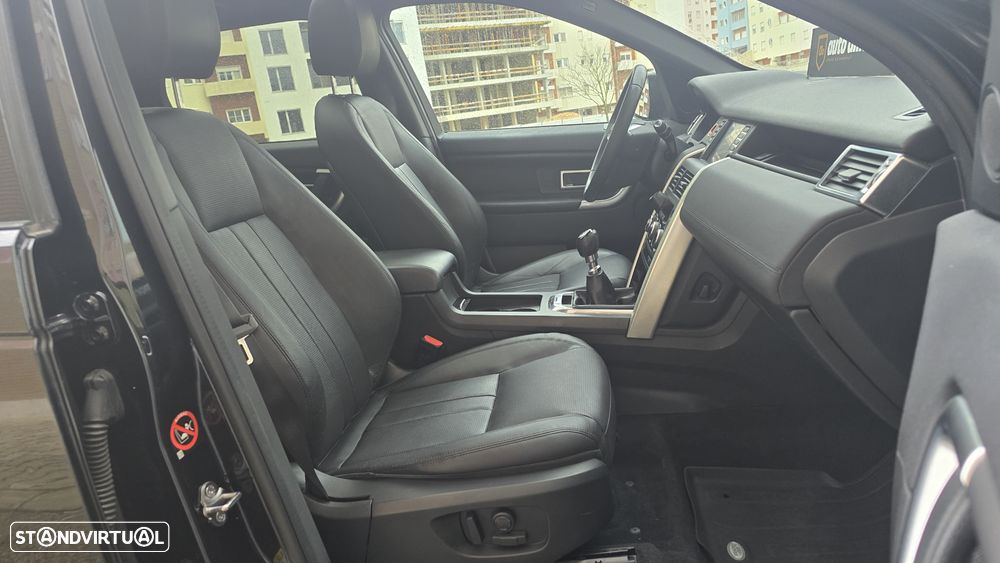 Land Rover Discovery Sport 2.0 eD4 HSE Luxury - 28