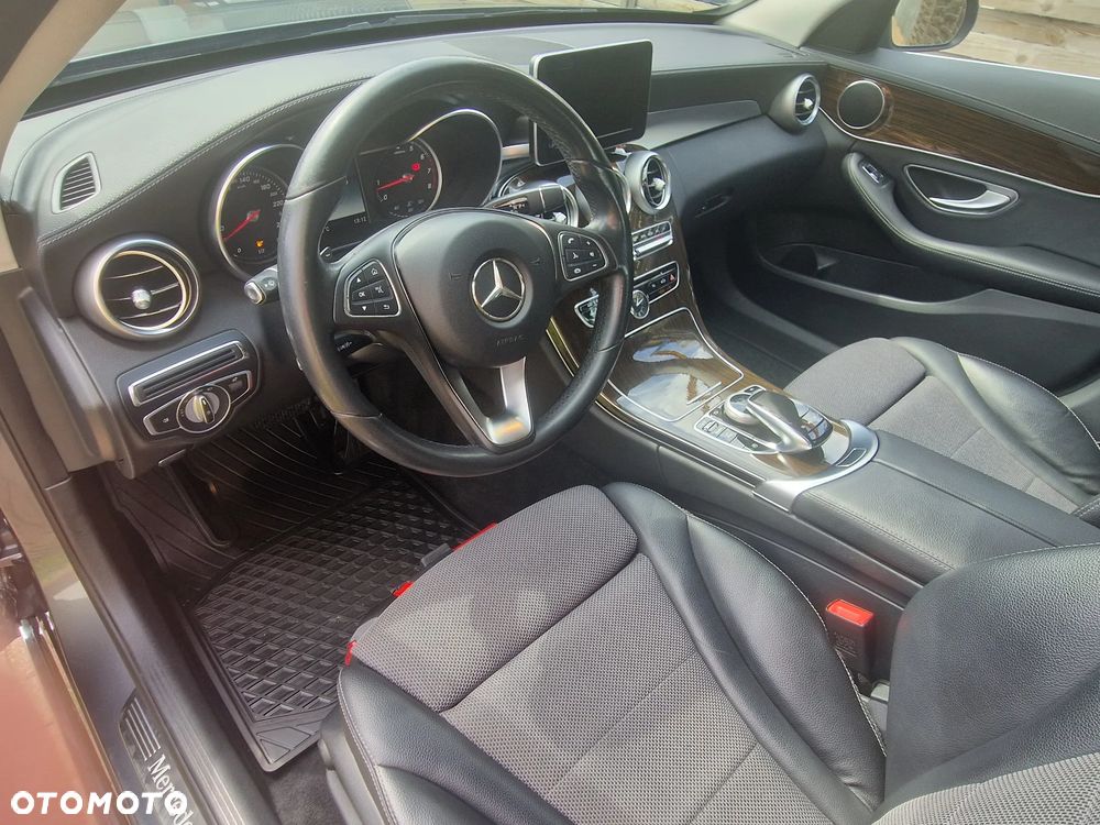Mercedes-Benz Klasa C 200 9G-TRONIC - 11
