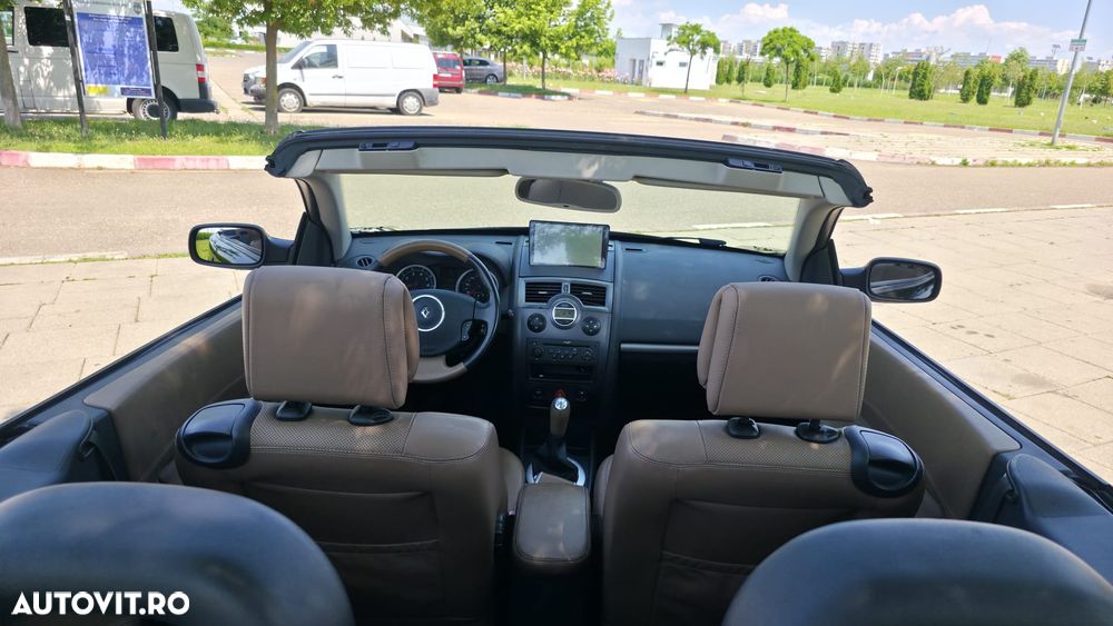 Renault Megane 1.6 Privilege - 6