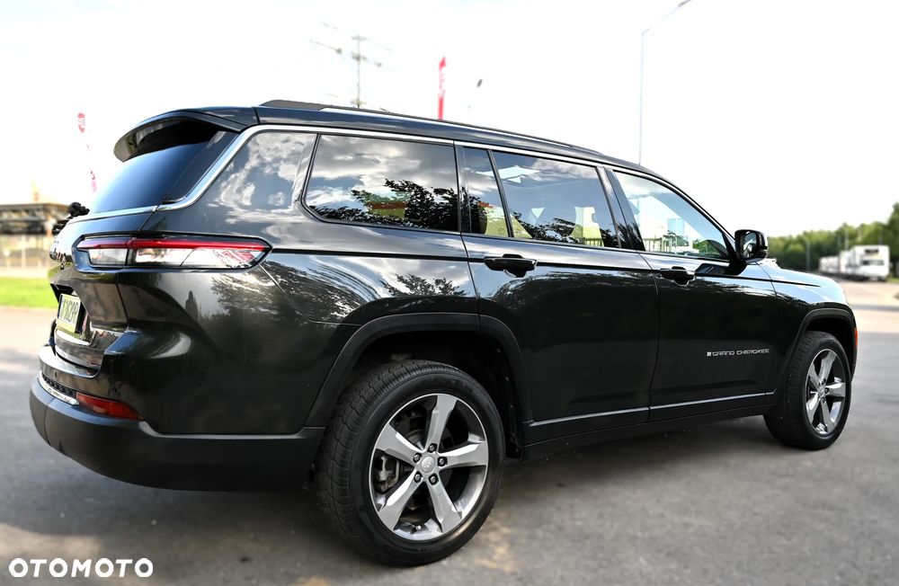 Jeep Grand Cherokee - 15