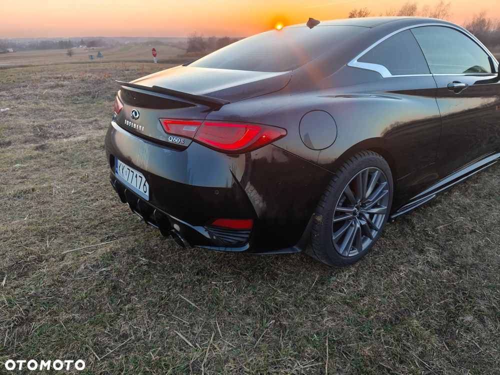 Infiniti Q60 Q60S 3.0t AWD Sport Tech - 10