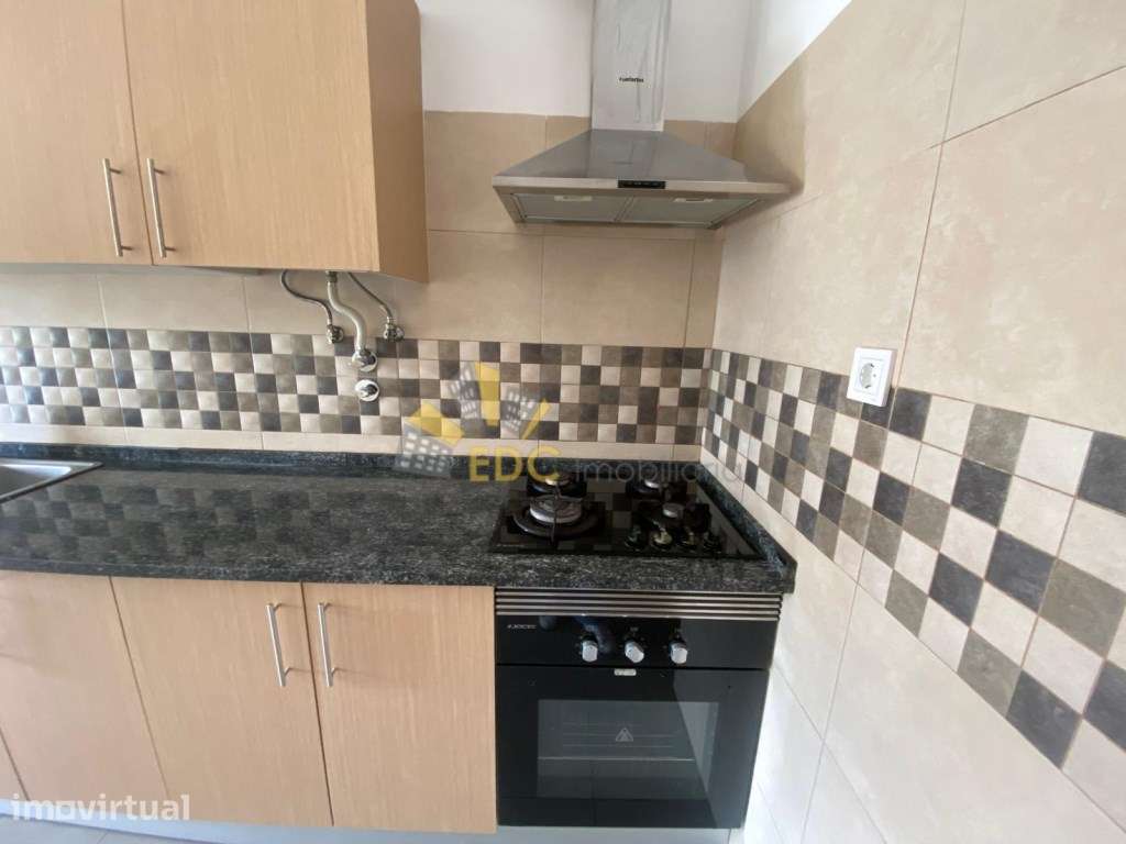 Apartamento T4 em Zona Tranquila de Odivelas| Perto do Centro de Sa... - Grande imagem: 3/34