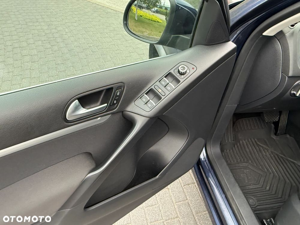 Volkswagen Tiguan 2.0 TDI DPF 4Motion DSG Sport & Style - 28