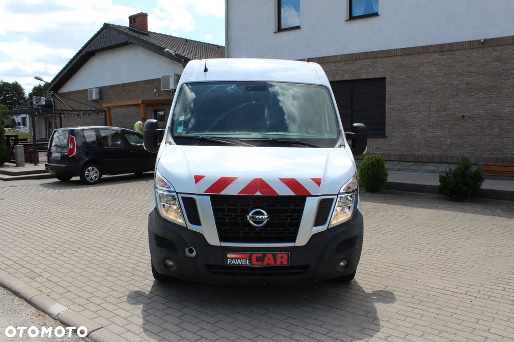 Nissan NV400 - 12