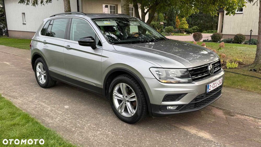Volkswagen Tiguan - 1
