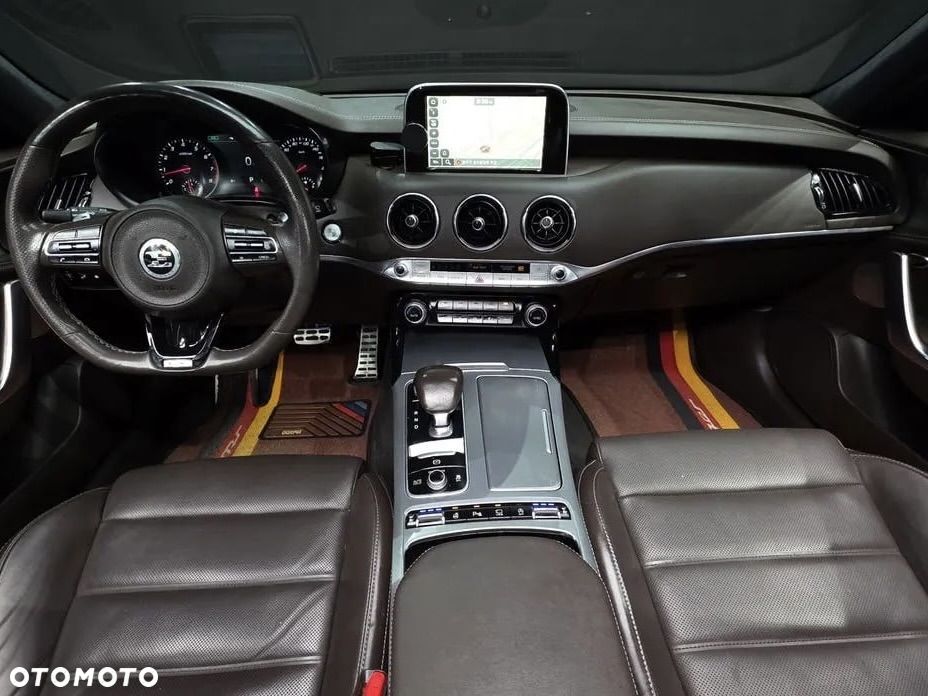 Kia Stinger 3.3 T-GDI V6 GT AWD - 10