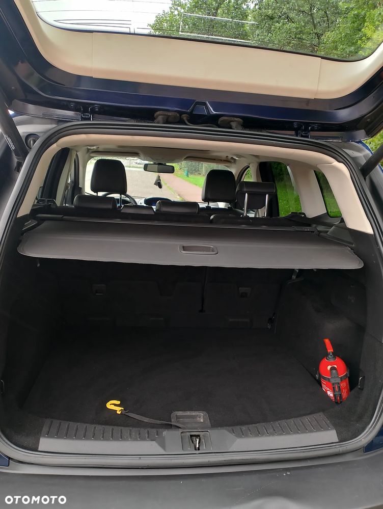 Ford Kuga - 4