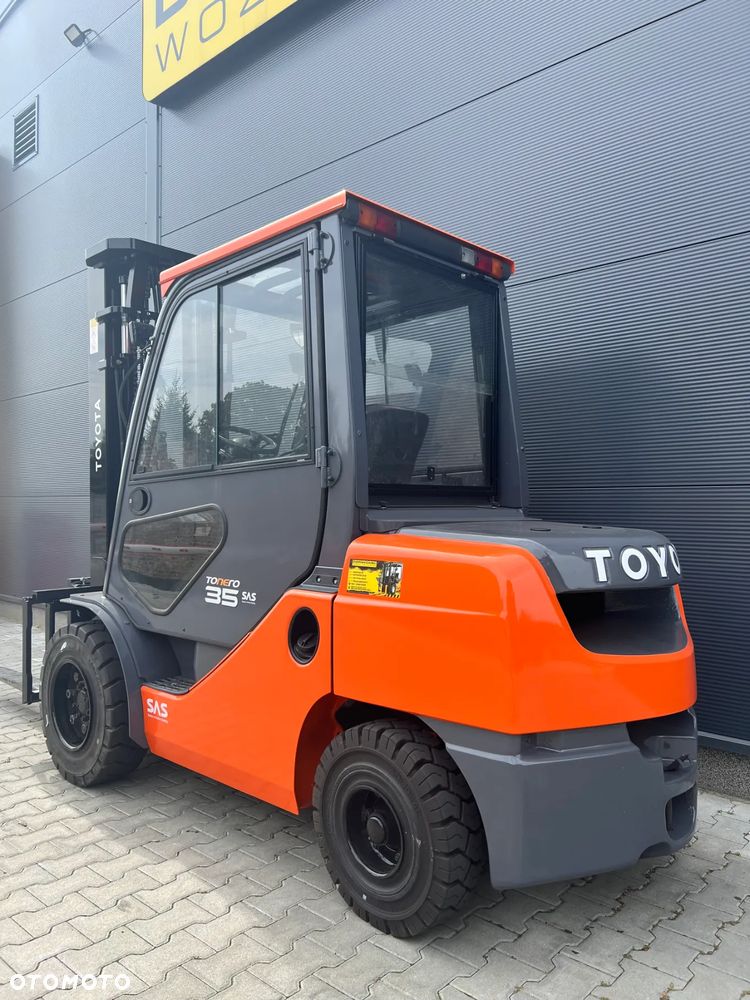 Toyota 52-8FDJF35 - 5