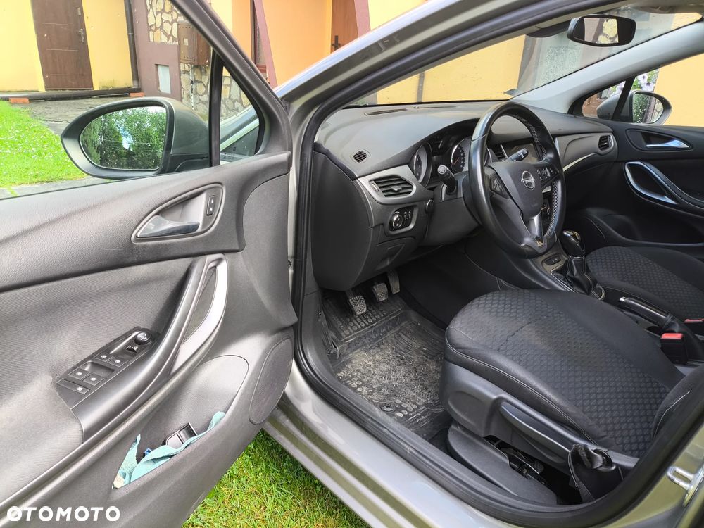 Opel Astra 1.4 T Enjoy - 15