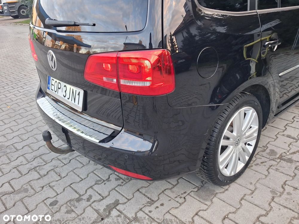 Volkswagen Touran 2.0 TDI Highline DSG - 18