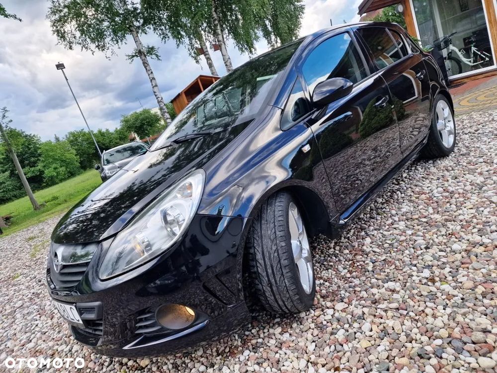 Opel Corsa 1.6 Turbo GSi - 1