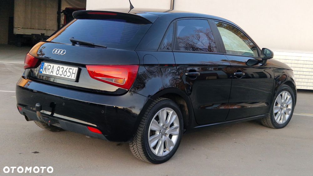 Audi A1 Sportback 1.6 TDI Attraction - 18
