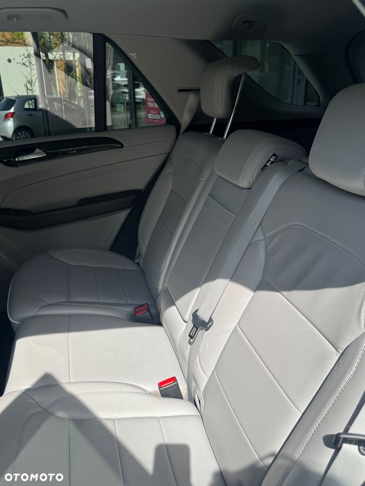 Mercedes-Benz ML 350 BlueTEC 4MATIC 7G-TRONIC Edition 1 - 8