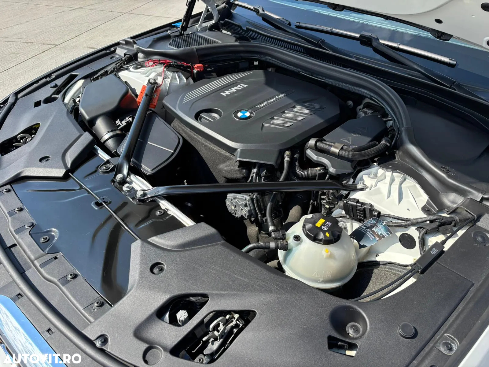 BMW Seria 5 520d AT - 8