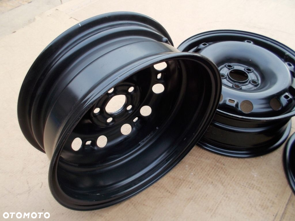 4x Felgi 15 Skoda Fabia II III Praktik Rapid Octavia VW Polo 6j 5x100 ET38 - 14