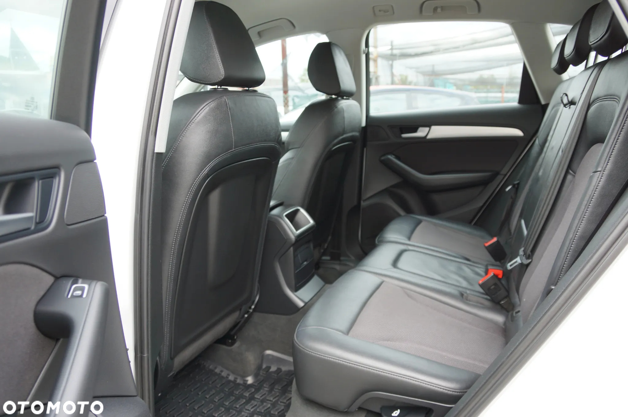 Audi Q5 2.0 TDI quattro - 27