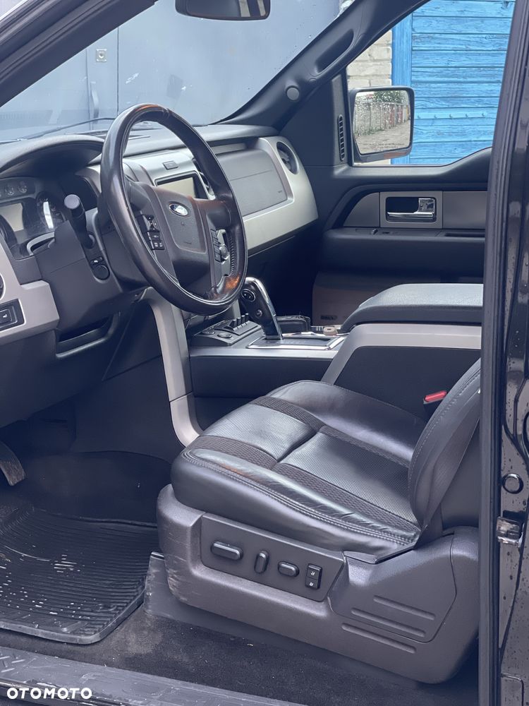Ford F150 - 4