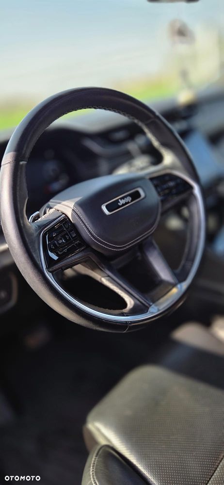 Jeep Grand Cherokee 5.7 V8 Overland - 34