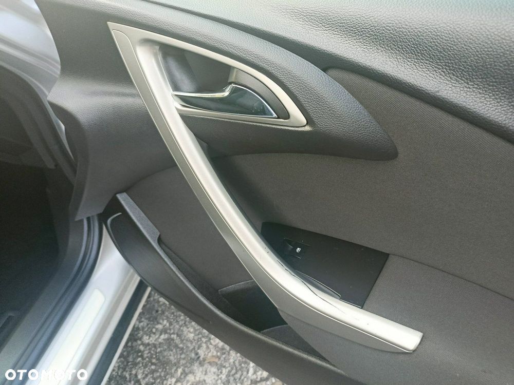 Opel Astra 1.4 ecoFLEX - 39