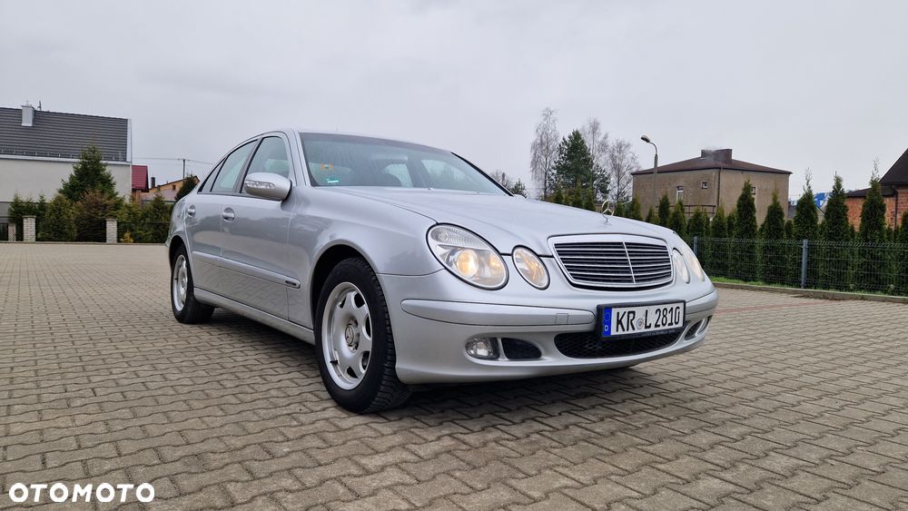 Mercedes-Benz Klasa E 200 Kompressor Automatik Classic - 3